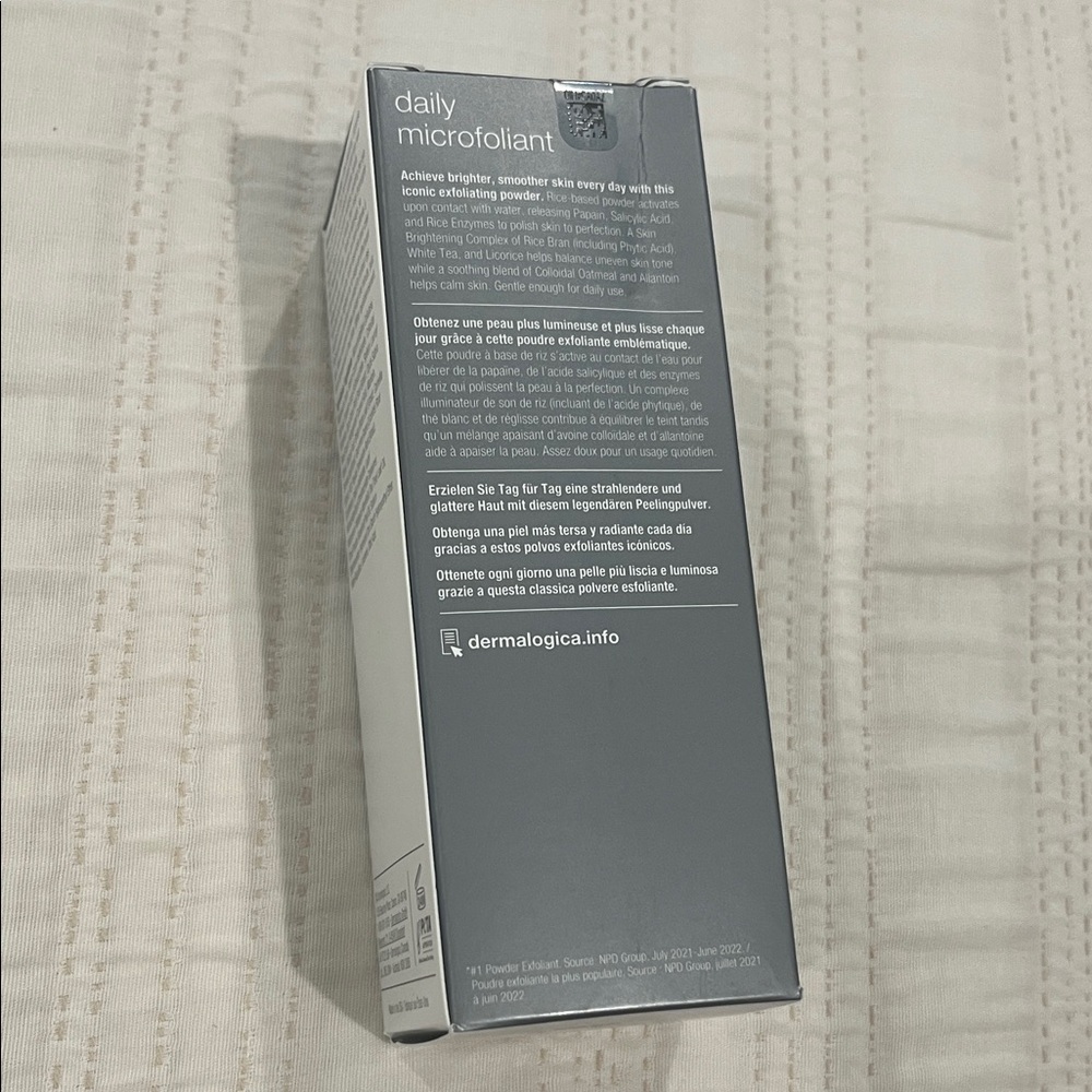 Dermalogica Daily Microfoliant - Gray and White - Picture 2 of 3